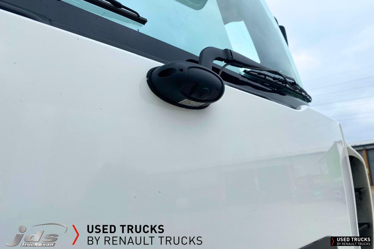 Renault Trucks D Wide 320