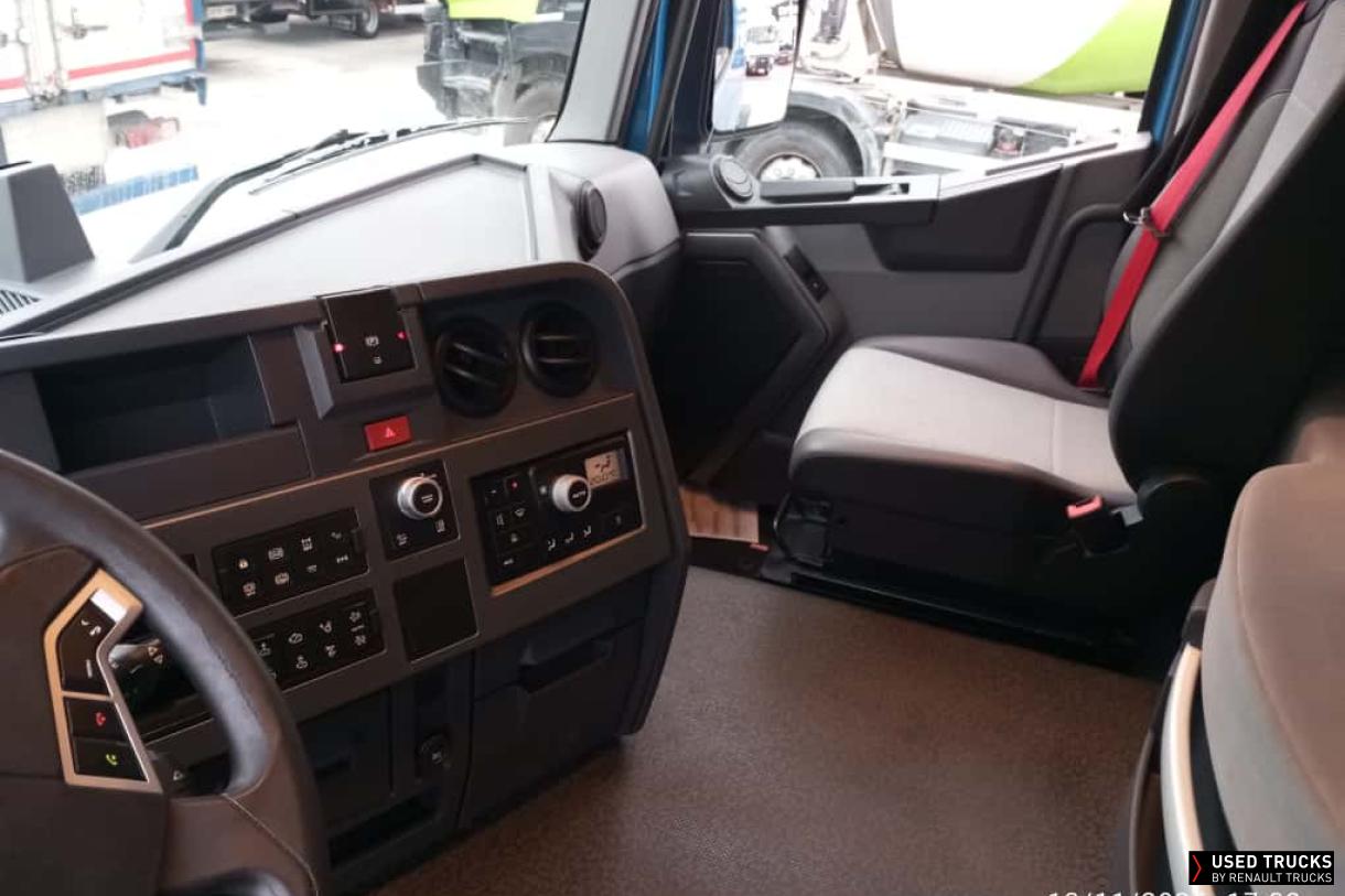 Renault Trucks T 440
