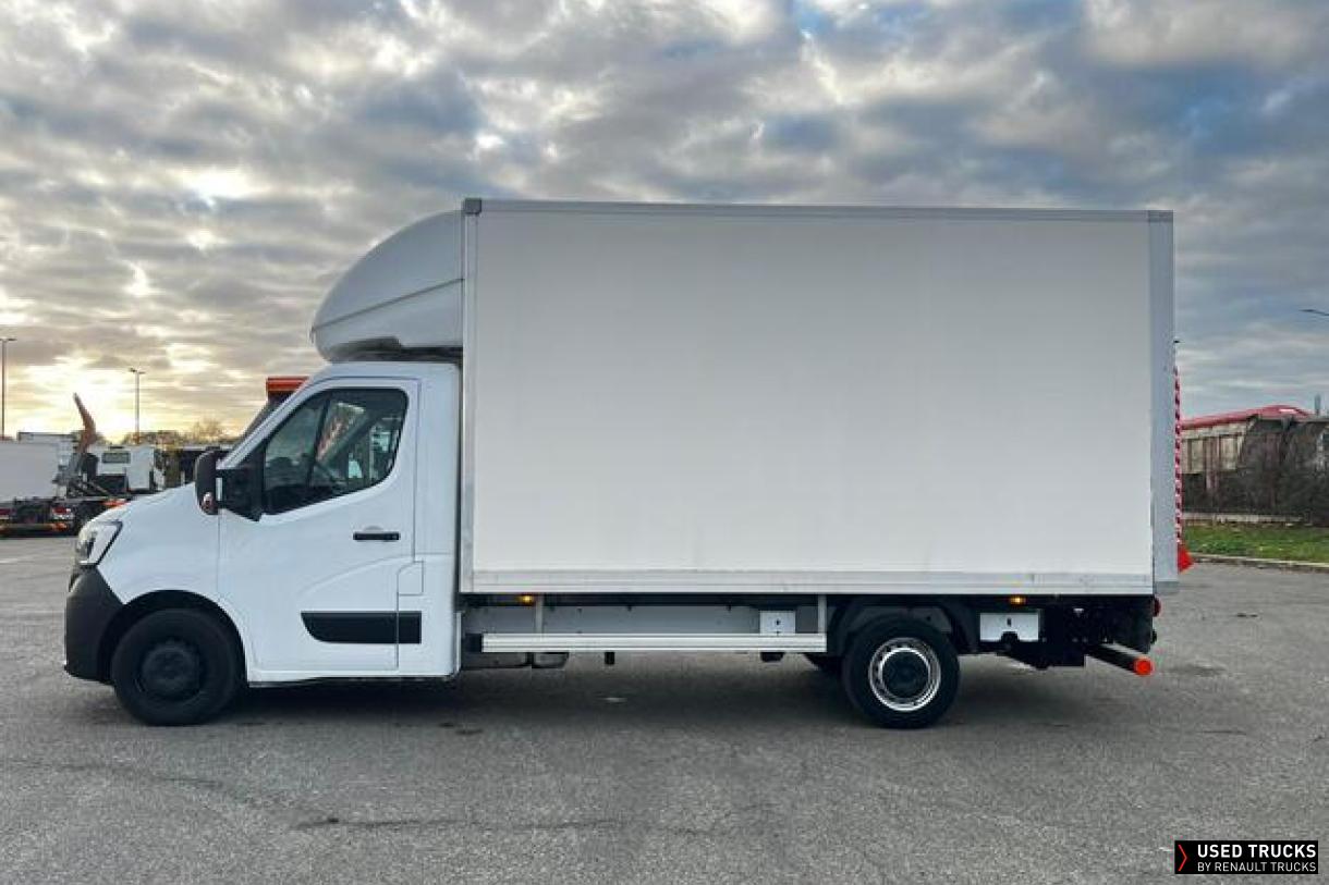 Renault Master 145