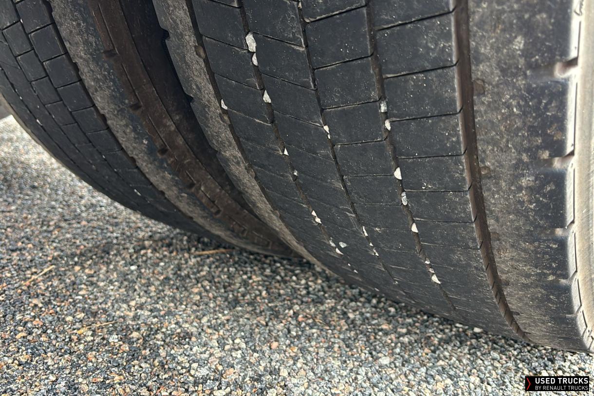 Renault Trucks T 440