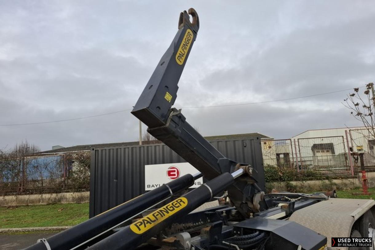 Renault Trucks C 440