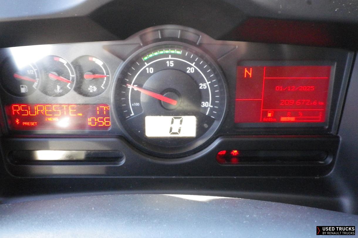 Renault Trucks D Wide 320