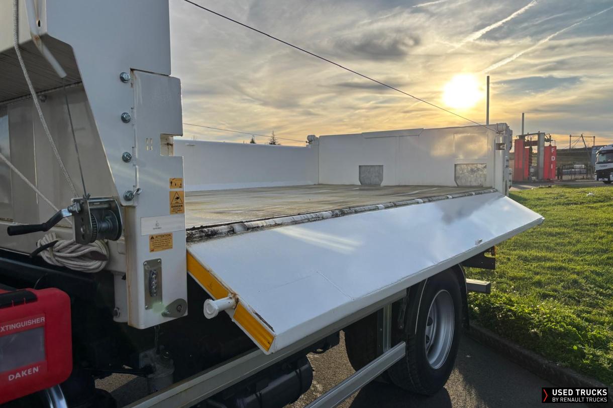 Renault Trucks D 320