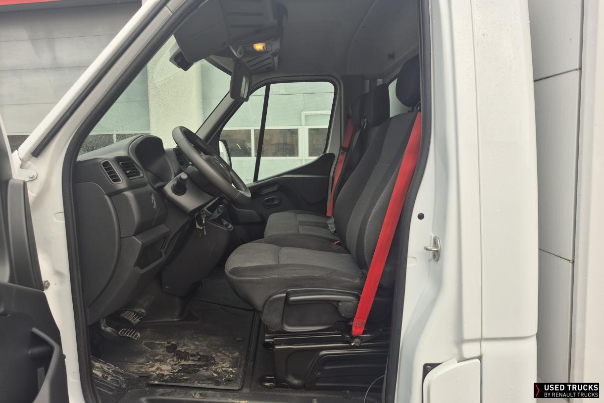 Renault Trucks Master 145