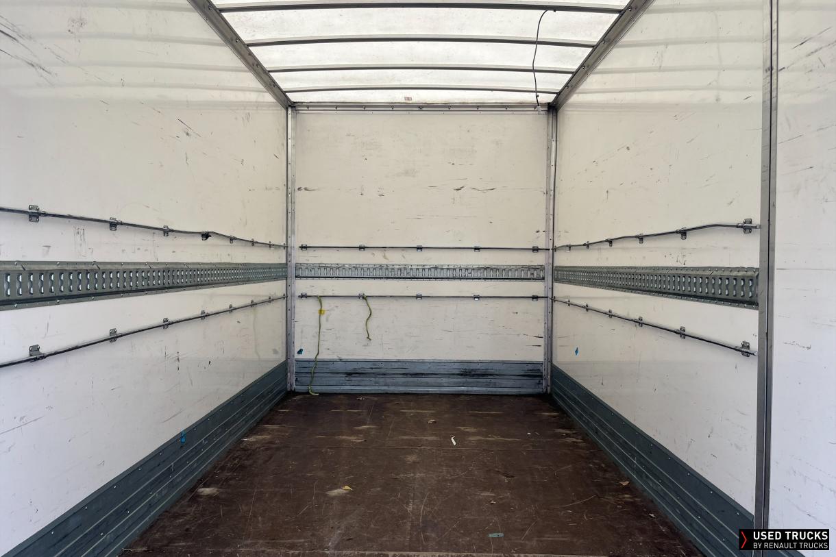Renault Trucks Master 145