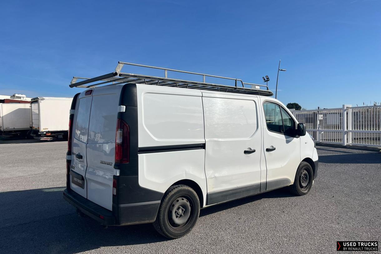 Renault Trucks Trafic 145