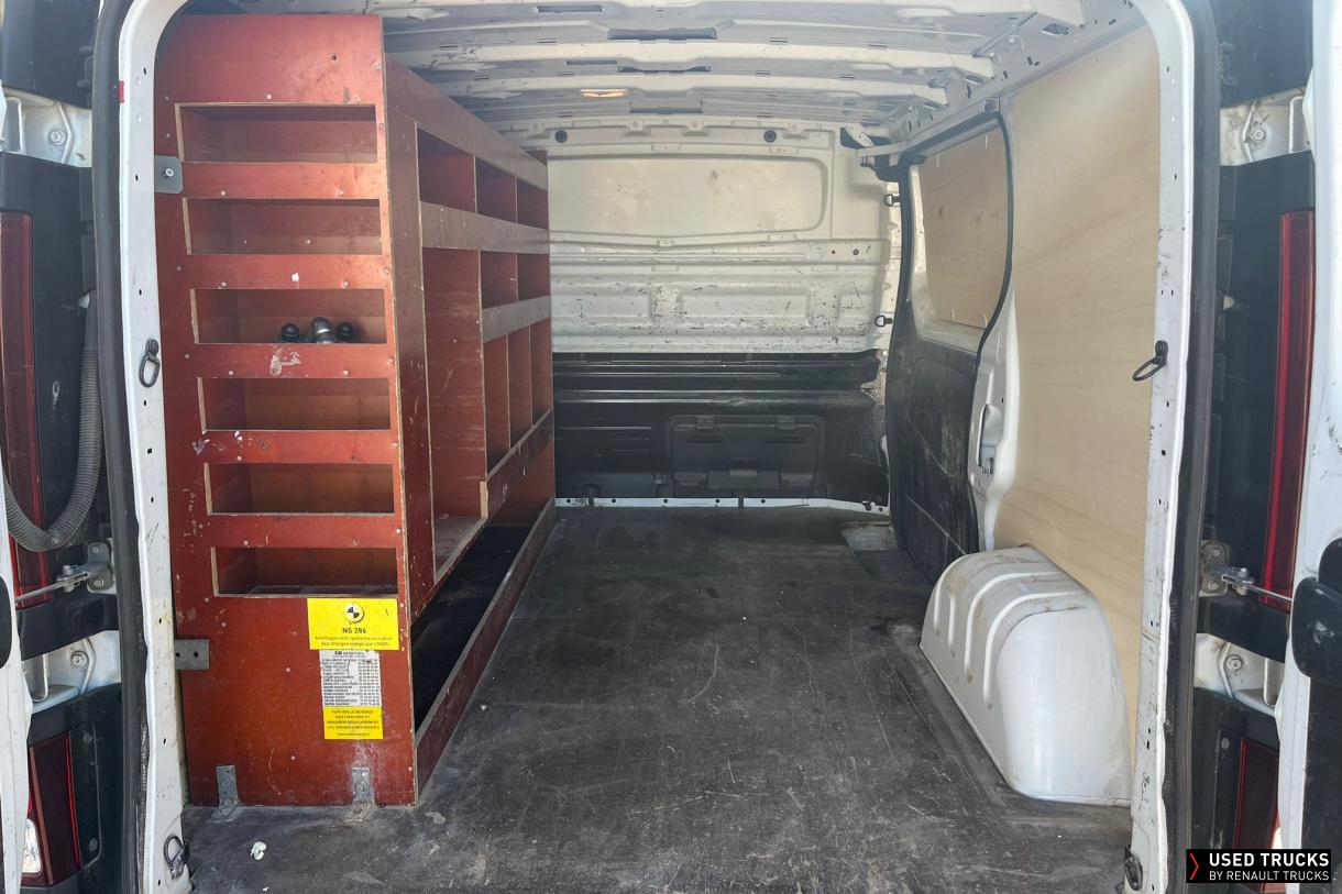 Renault Trucks Trafic 145