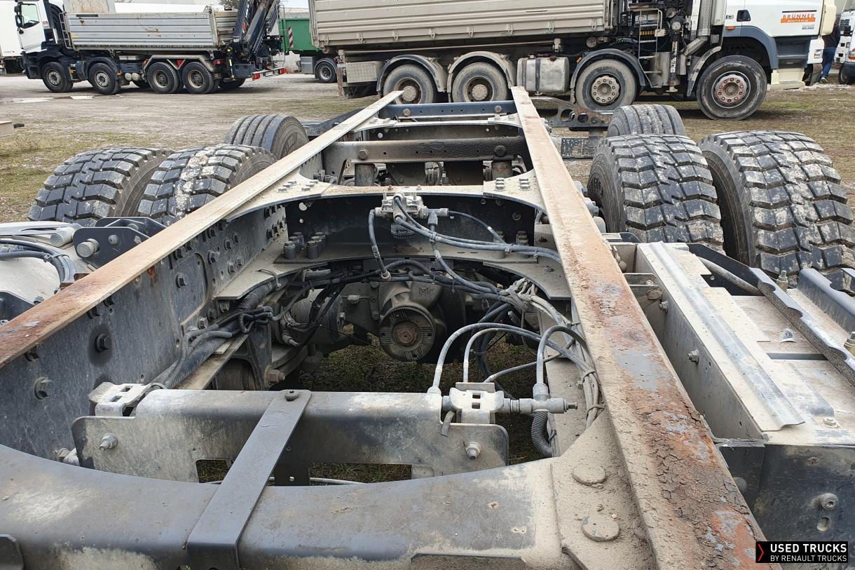 Renault Trucks Premium 320
