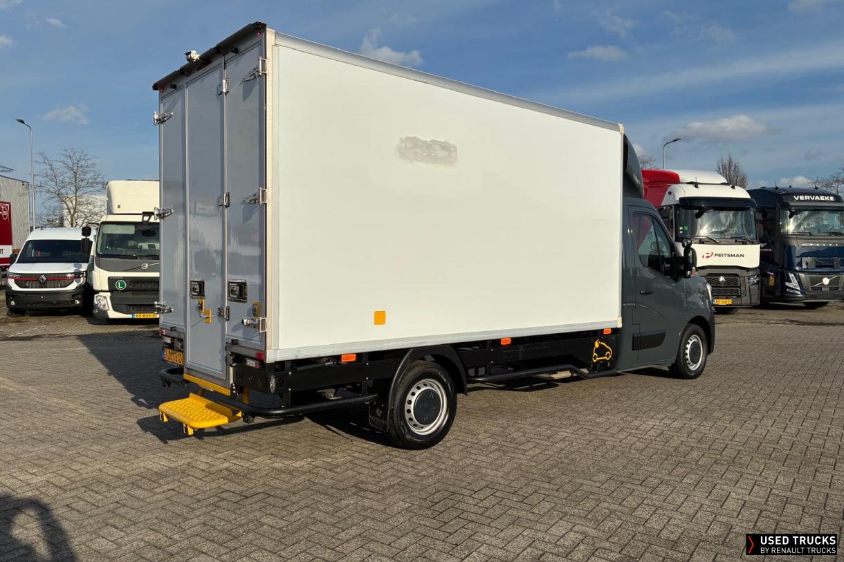 Renault Trucks Master 
