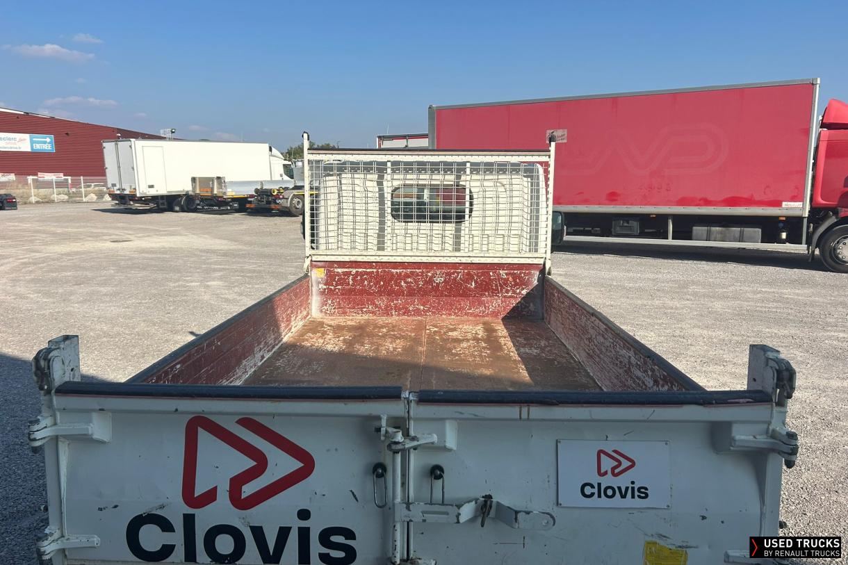 Renault Trucks Maxity 130