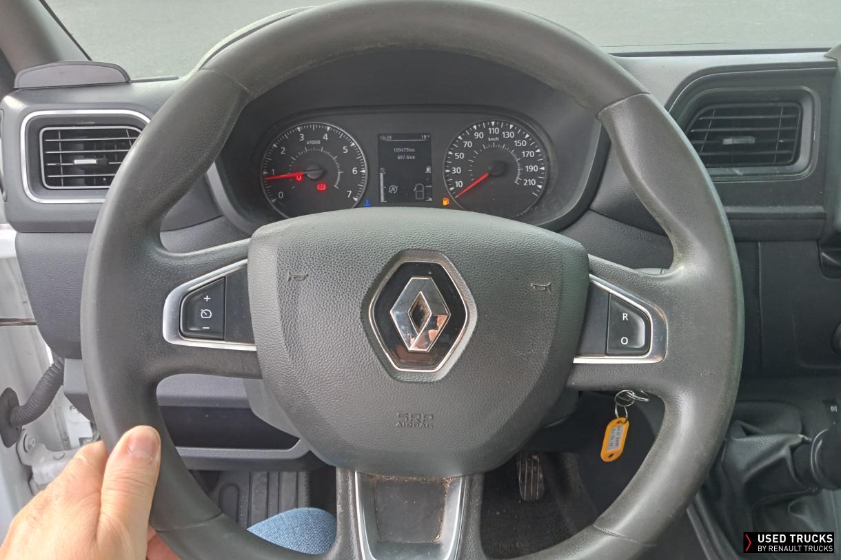 Renault Trucks Master 145