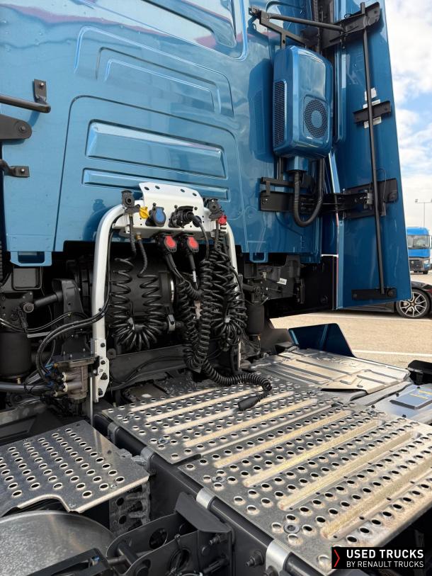 Renault Trucks T High 