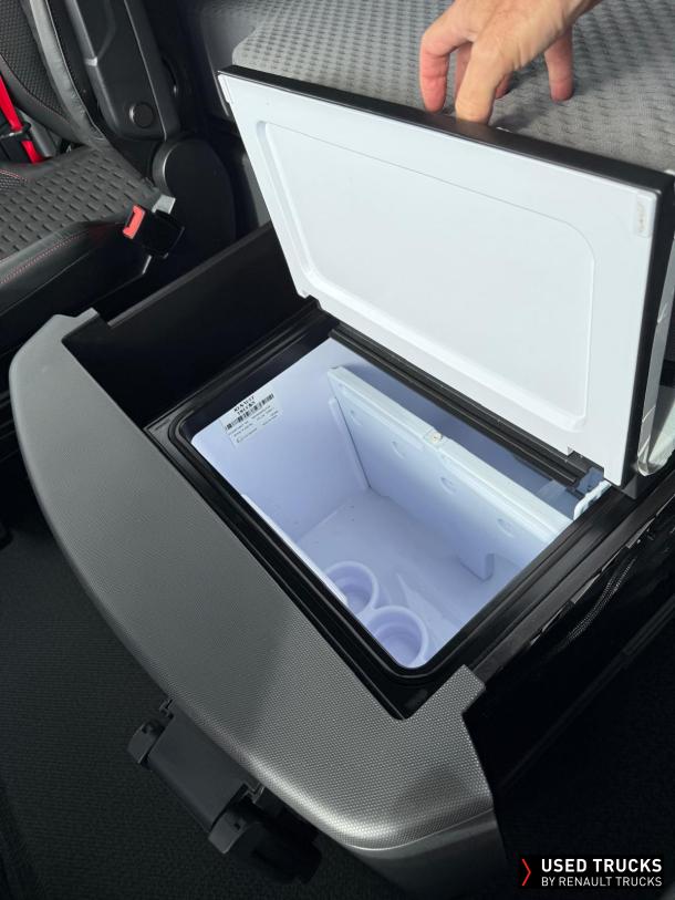 Renault Trucks T High 