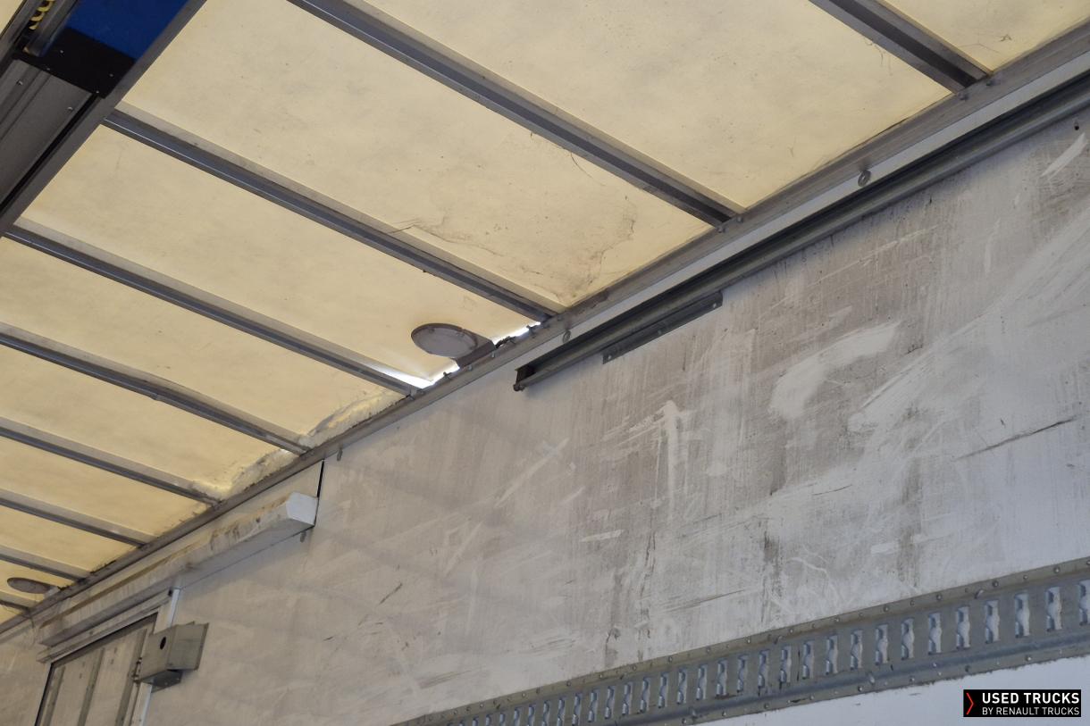 Renault Trucks D 210