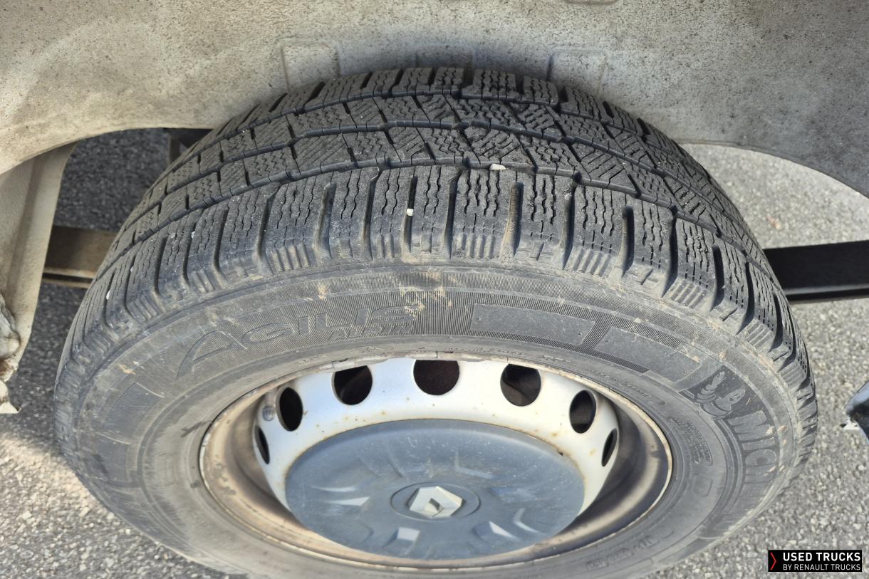 Renault Trucks Master 145