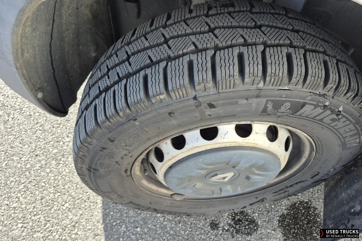 Renault Trucks Master 145