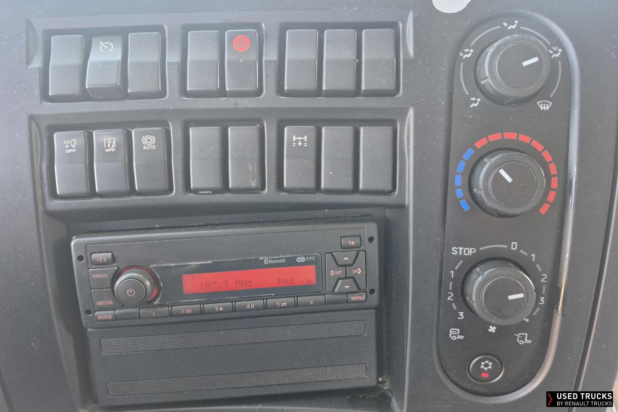 Renault Trucks D 240