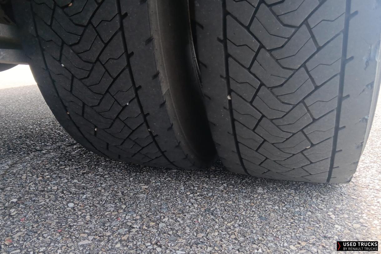 Renault Trucks T 380