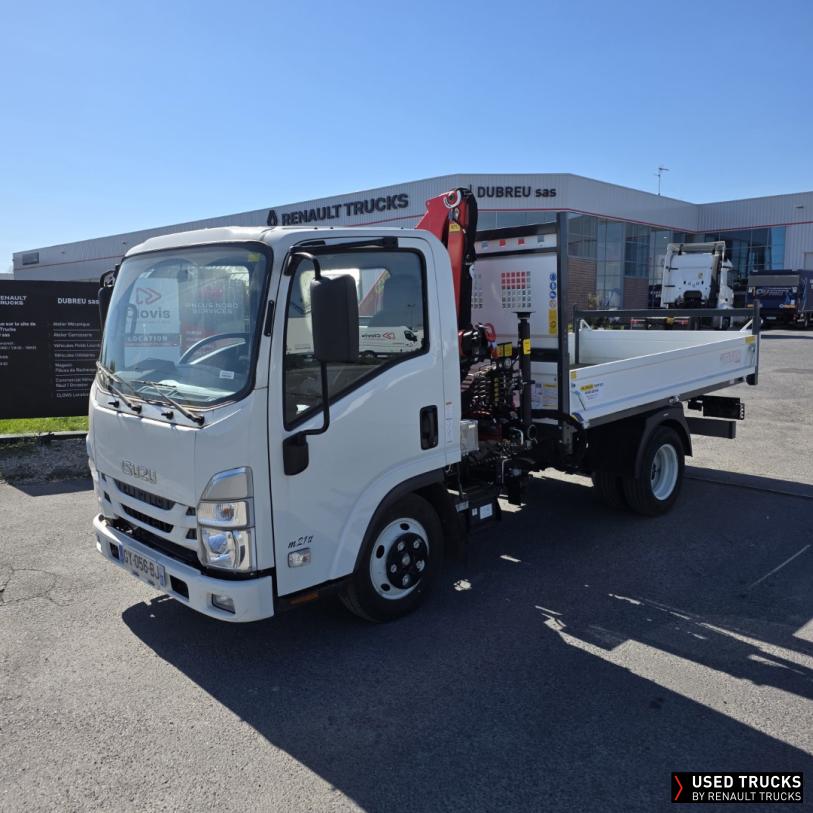 Isuzu M21 120