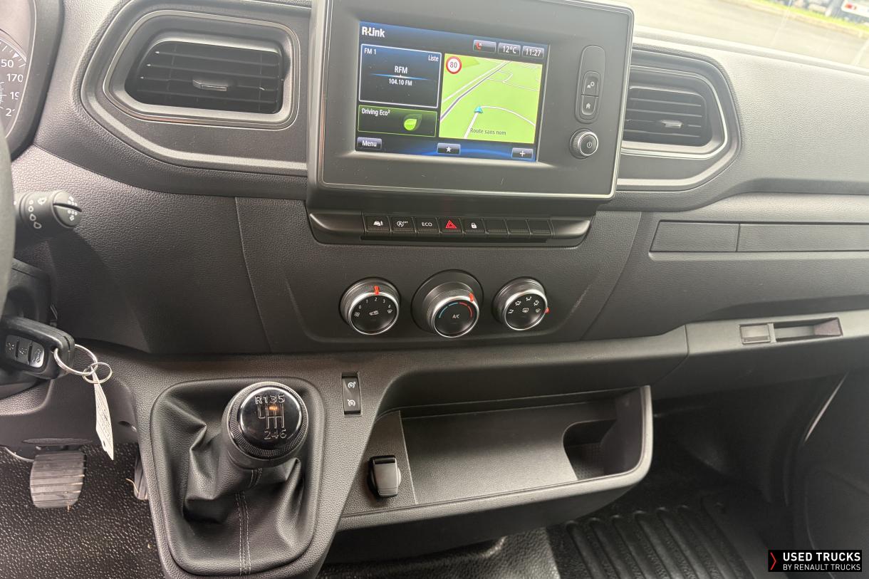 Renault Master 150