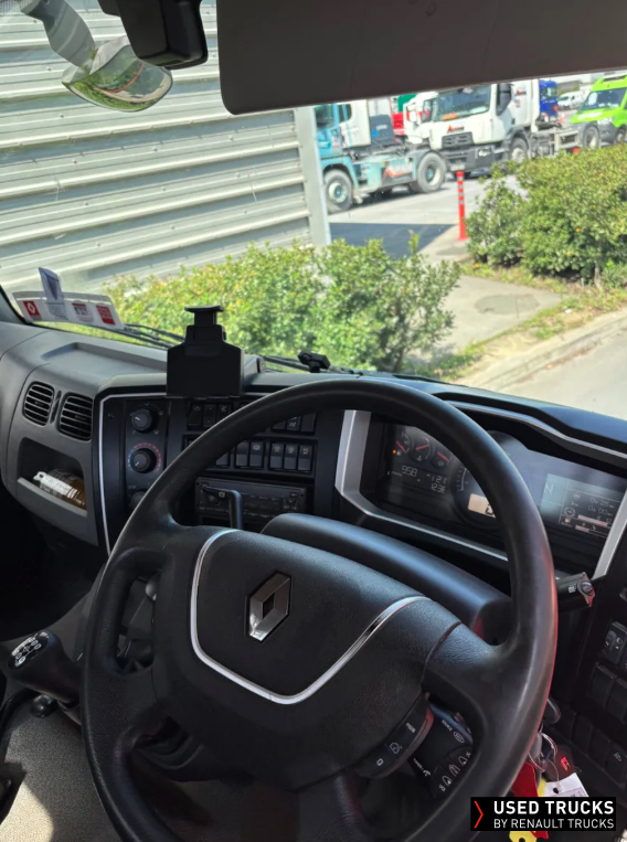 Renault Trucks D 210