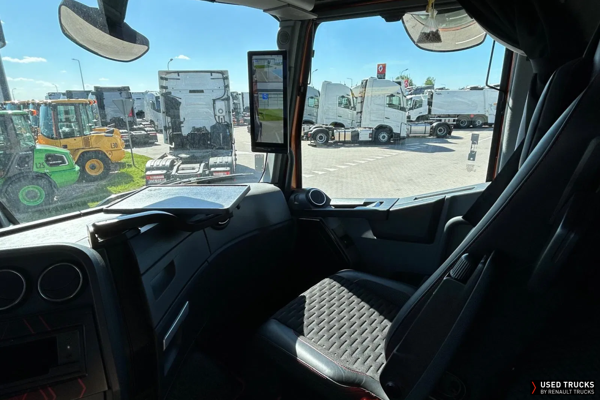 Renault Trucks T High 