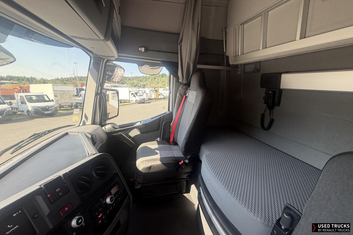 Renault Trucks T High 