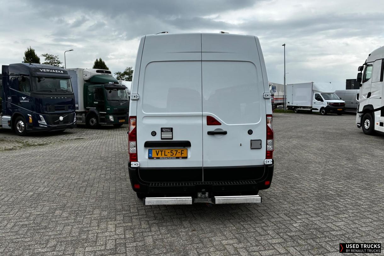 Renault Trucks Master 150