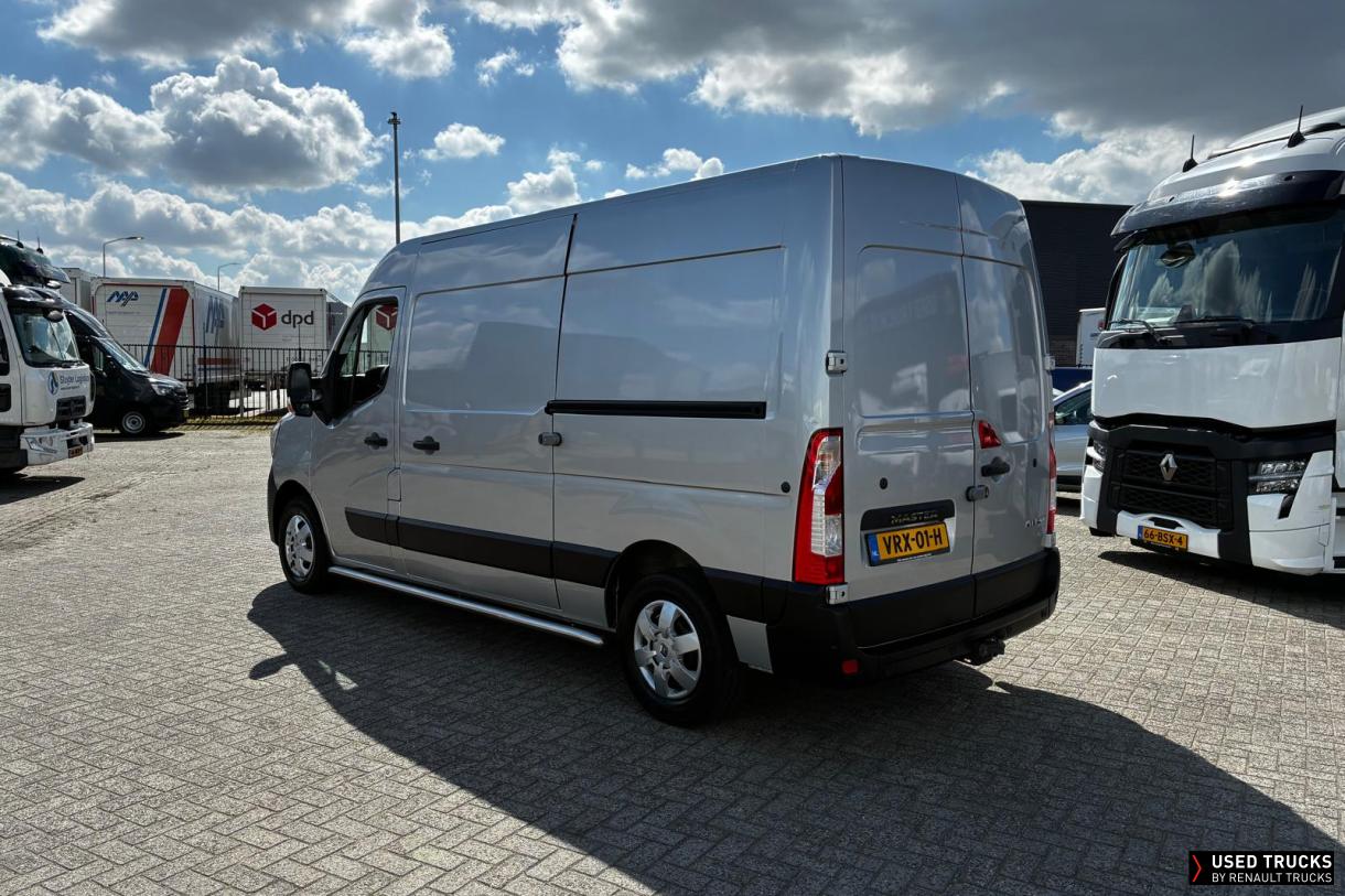 Renault Trucks Master 130