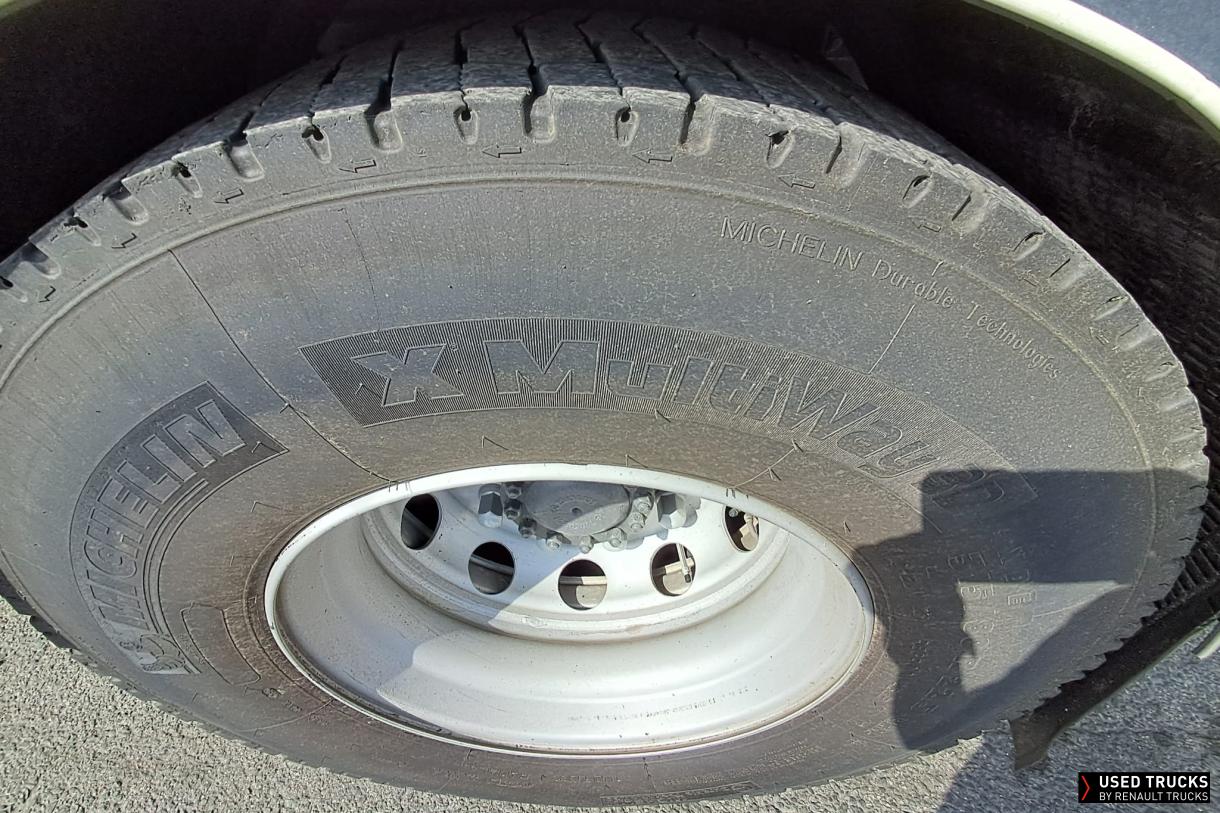 Renault Trucks D Wide 380