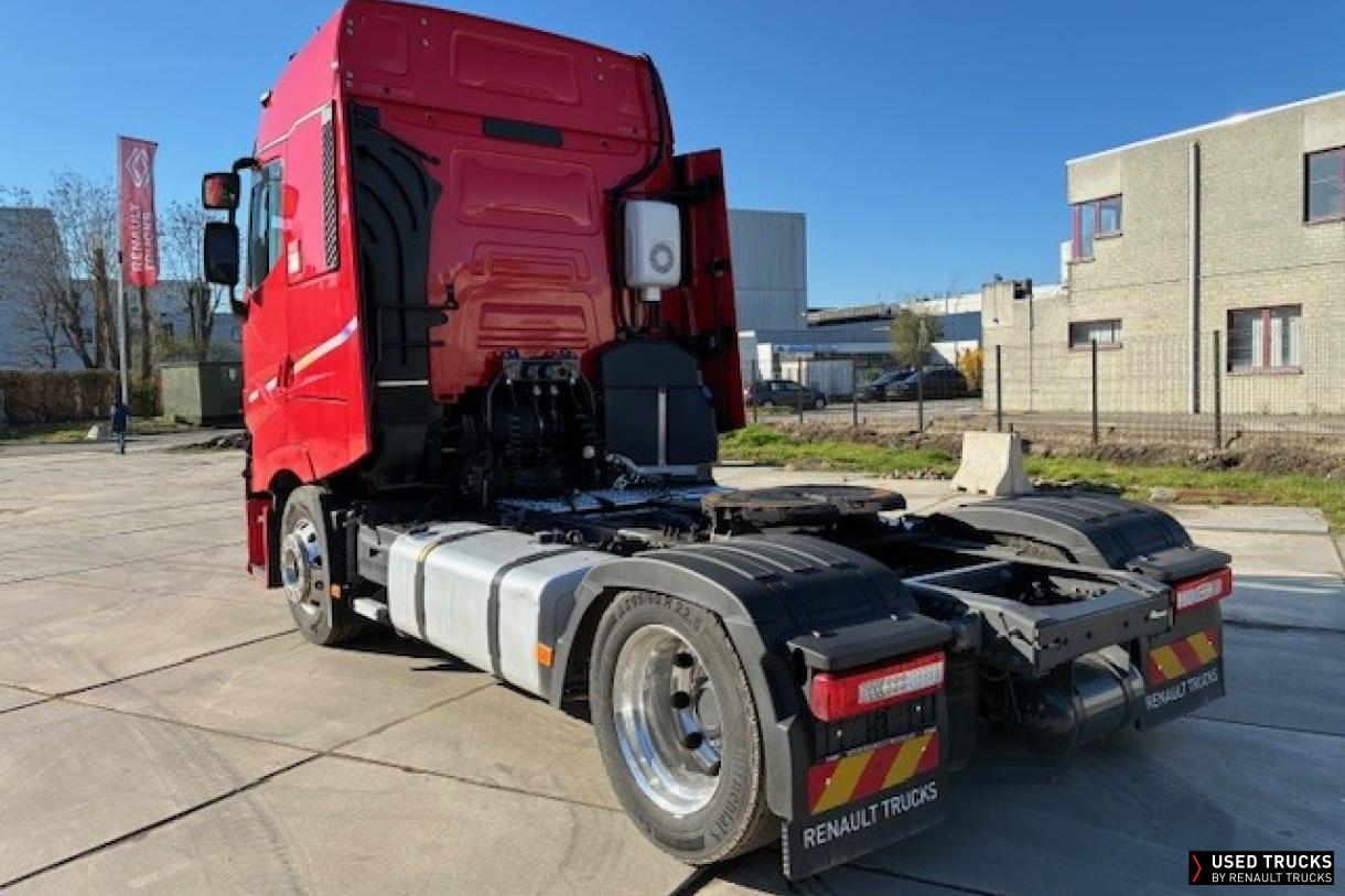 Renault Trucks T High 