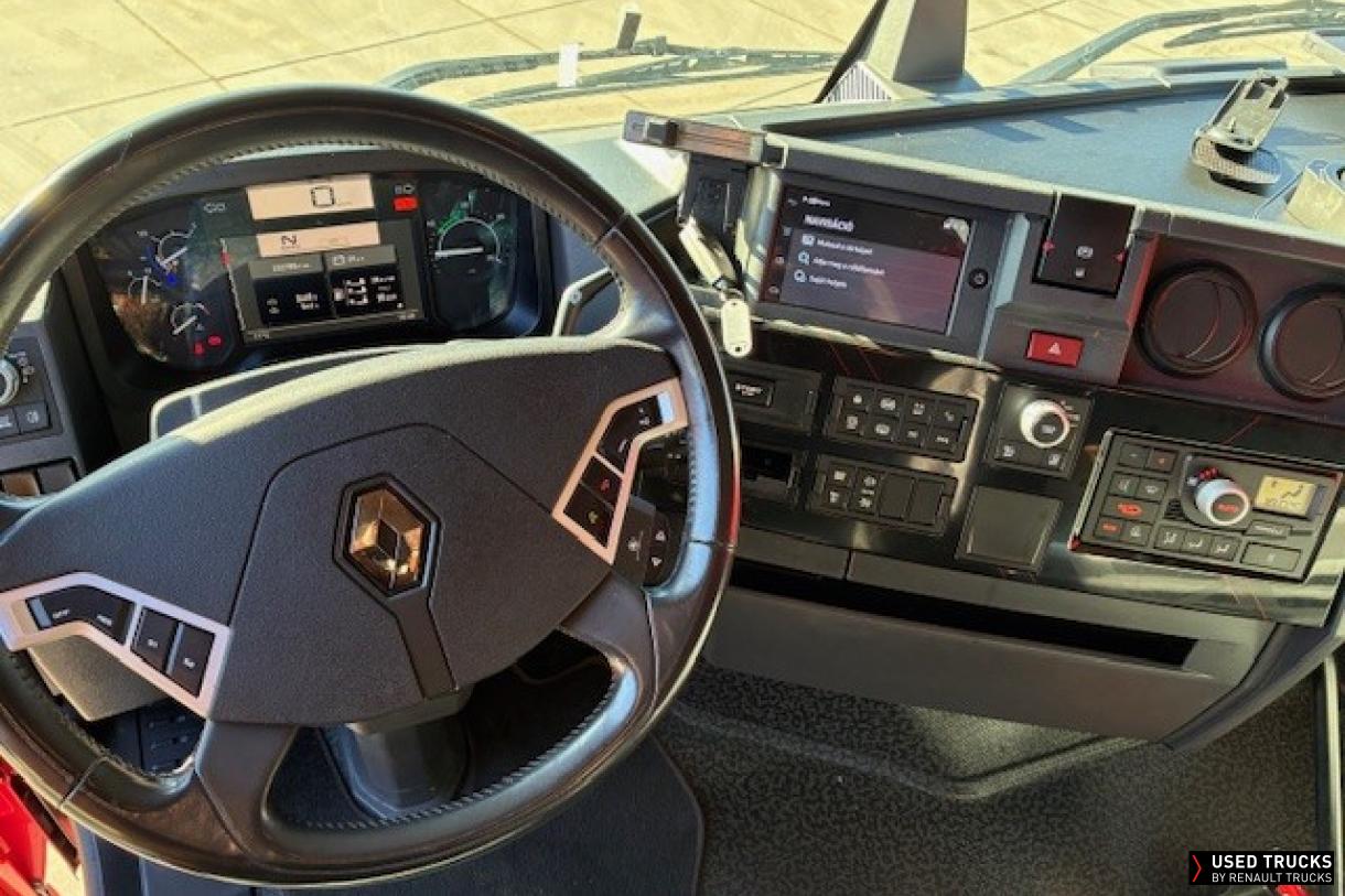 Renault Trucks T High 