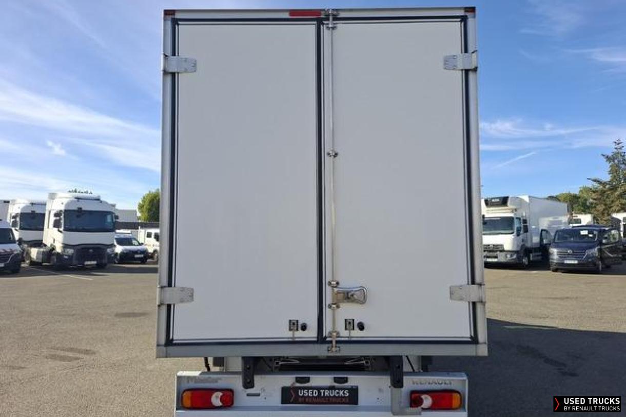 Renault Master 145