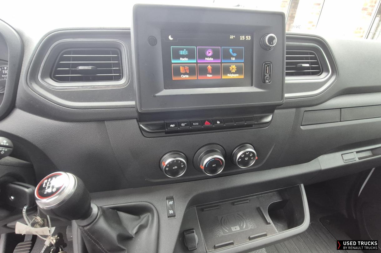 Renault Trucks Master 145