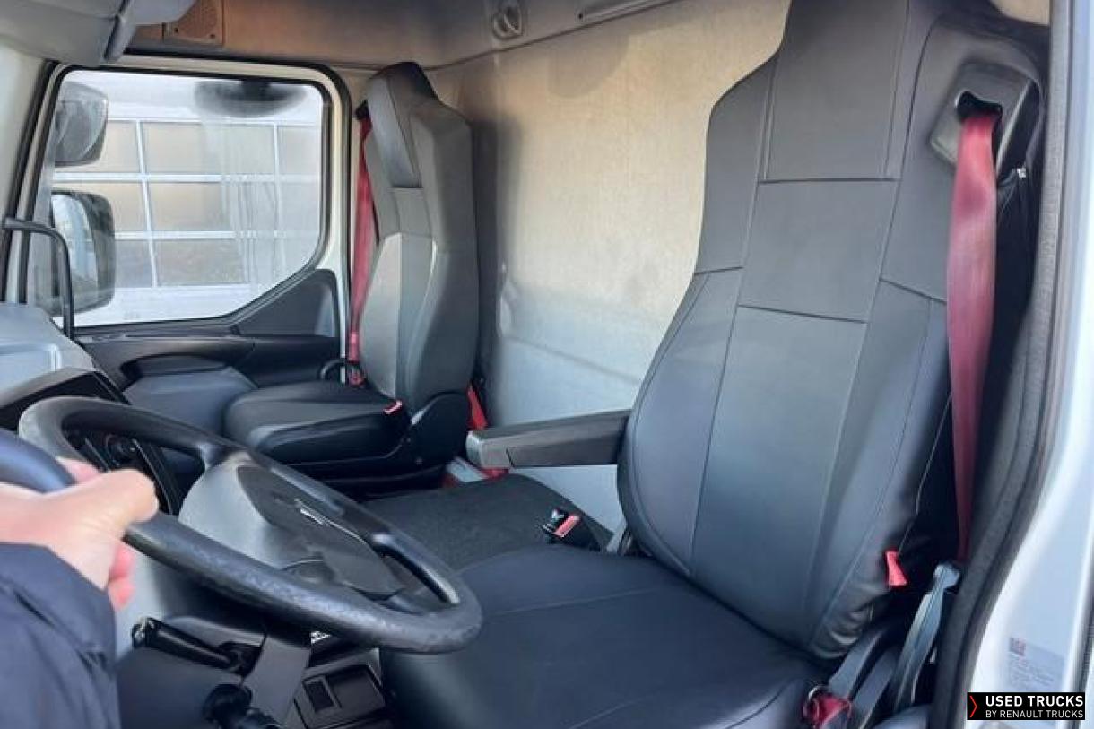 Renault Trucks D Wide 250