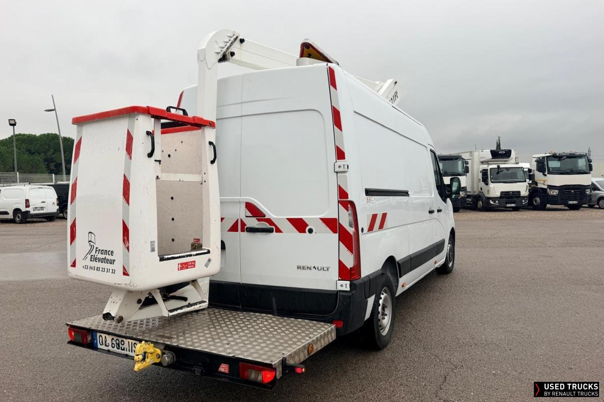 Renault Trucks Master 145