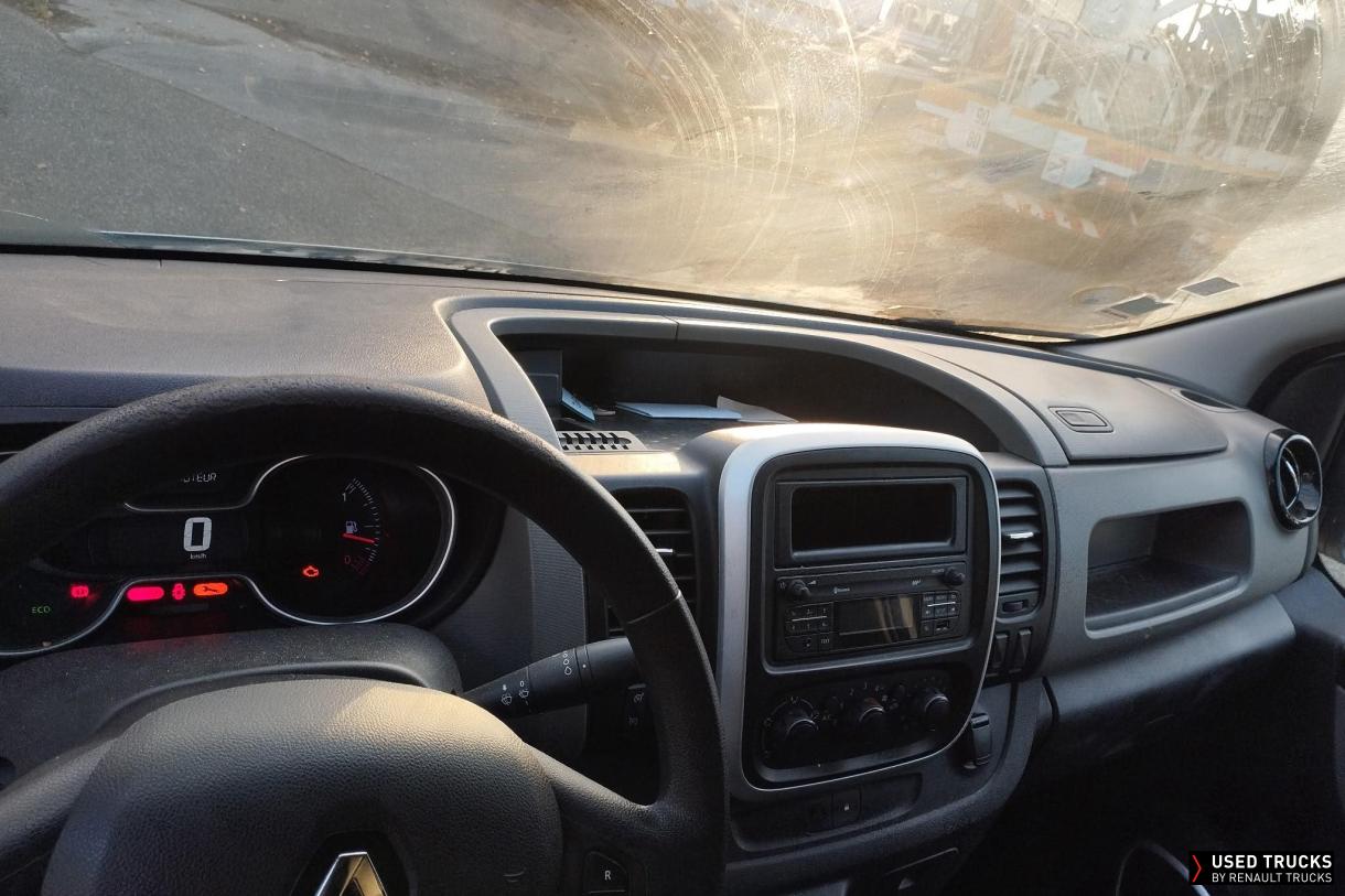Renault Trafic 120