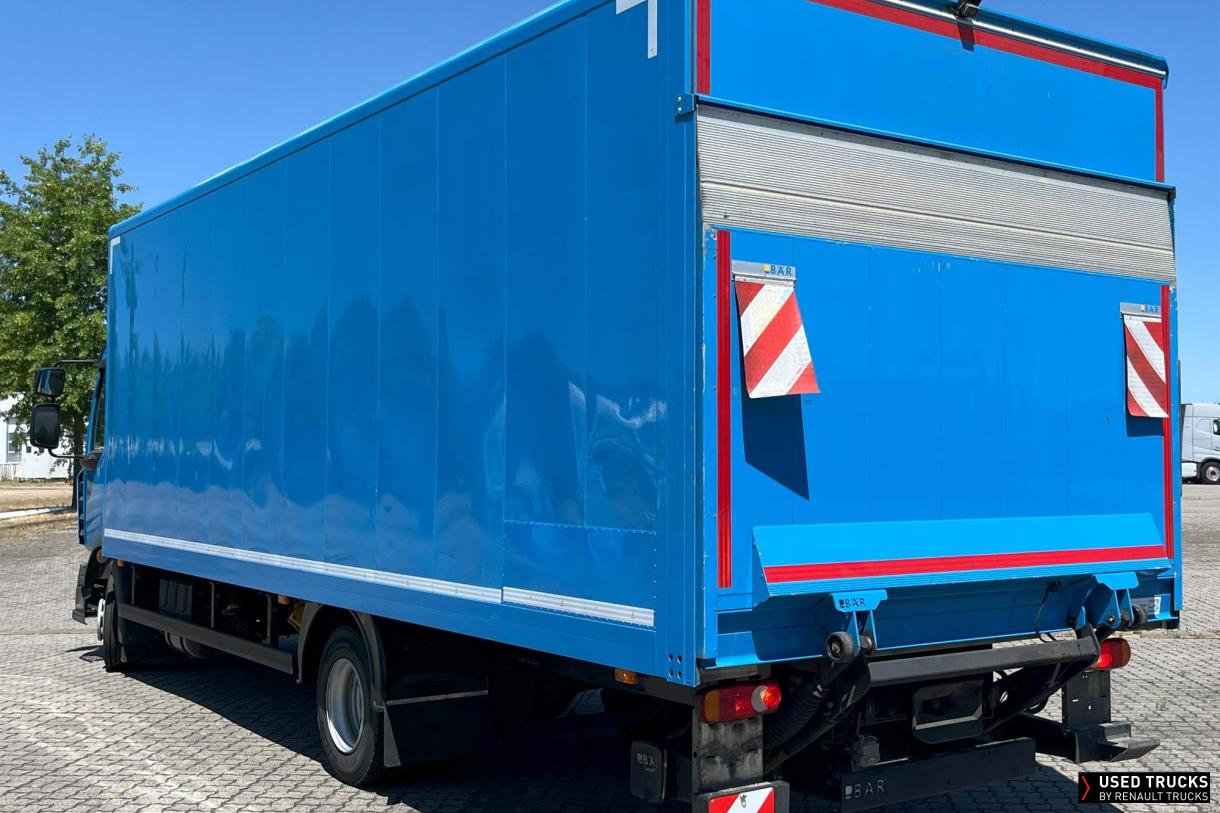 Renault Trucks D Cab 2.1 240