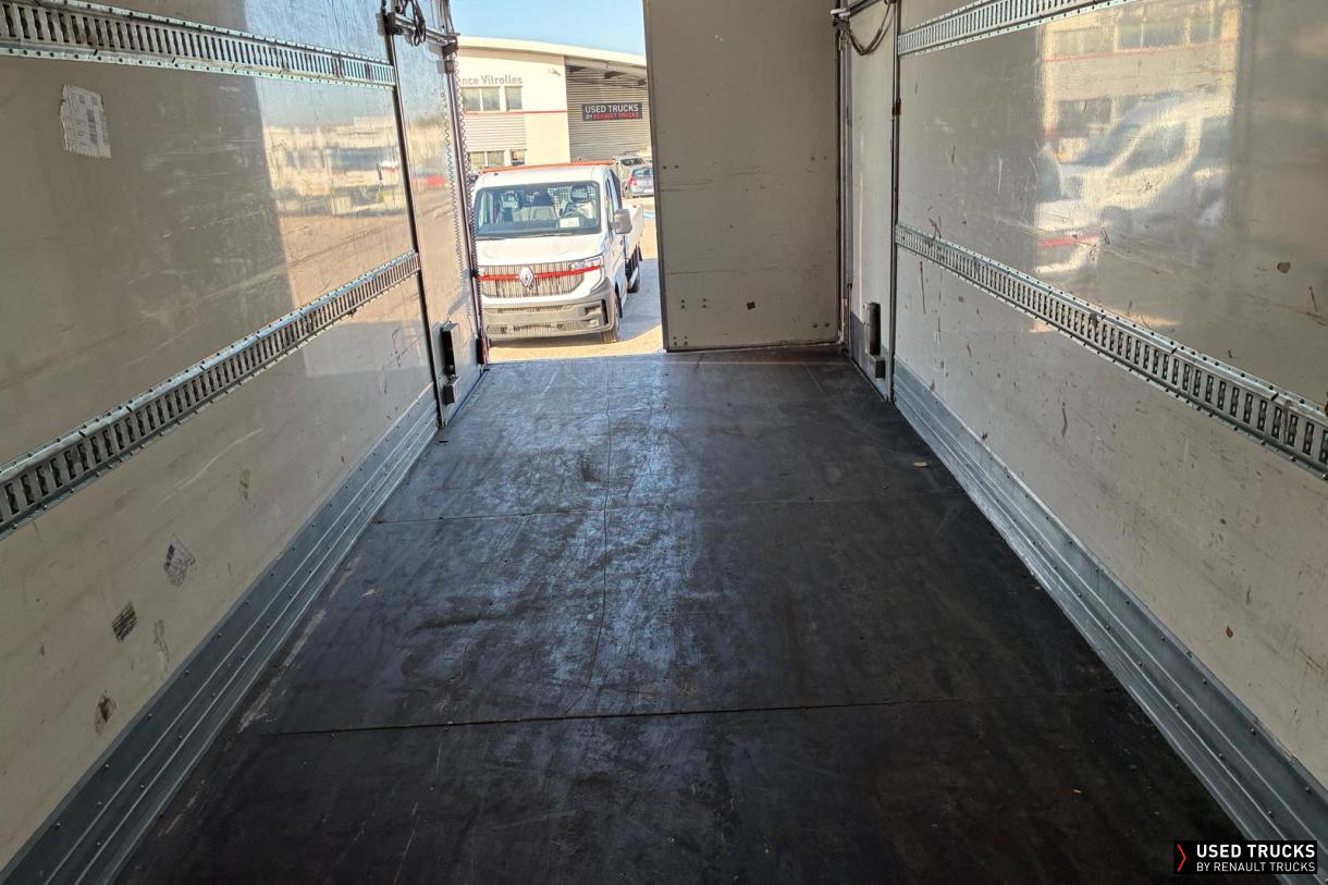 Renault Trucks D Cab 2.1 250