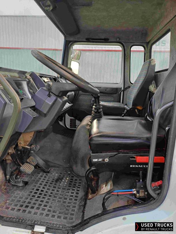 Renault Trucks Midliner 135