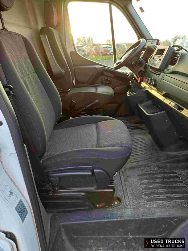 Renault Trucks Master 145