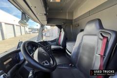 Renault Trucks T
                                          380