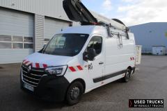 Renault Trucks Master
                                          145