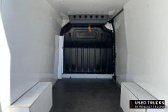 Renault Trucks Master
                                          150