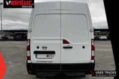 Nissan Interstar
                                          145