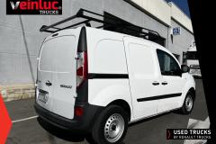 Renault Kangoo
                                          75