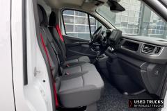 Renault Trucks Trafic
                                          