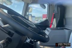 Renault Trucks D
                                          240