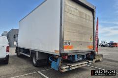 Renault Trucks Premium
                                          210