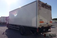 Renault Trucks D Wide
                                          320